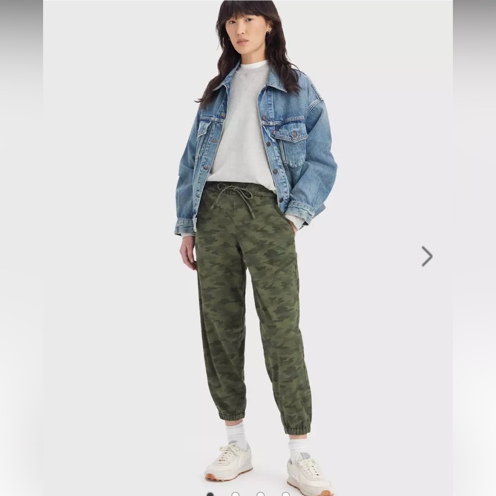 Levi's Strauss Camo Joggers Size XS